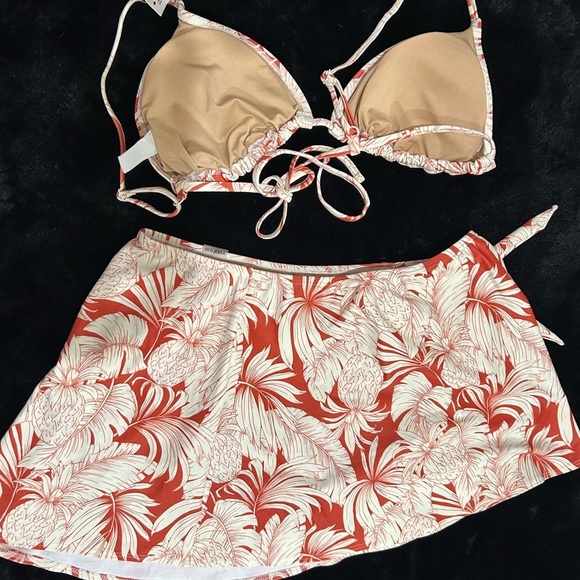 Old Navy Red Rust Tropical Bikini Set w/ Skirt Womens L NWT Pineapple Print Swim - Picture 9 of 11